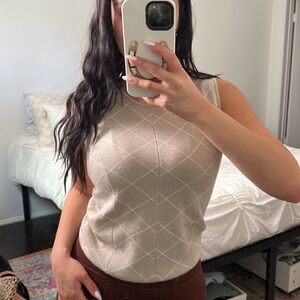 Pringle of Scotland 100% wool sweater vest